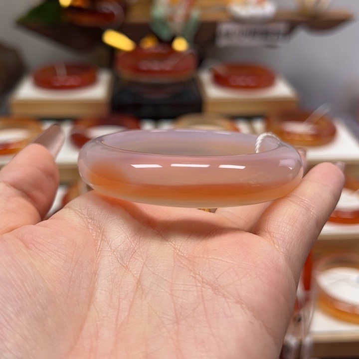手镯玛瑙/玉髓未镶嵌