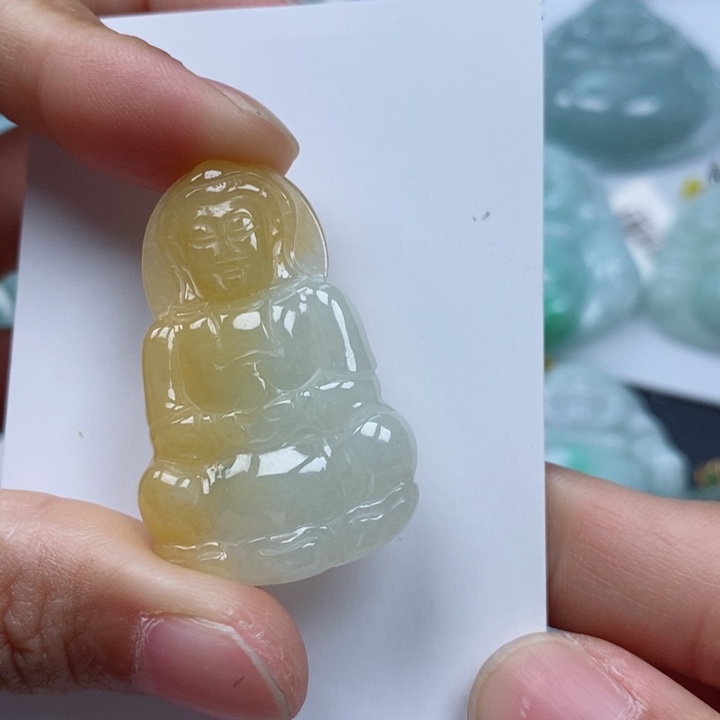 翡翠颈饰未镶嵌尺寸39/24/4.6