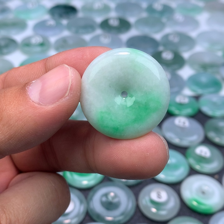 翡翠未镶嵌颈饰缅甸天然A货翡翠29.5-6.0