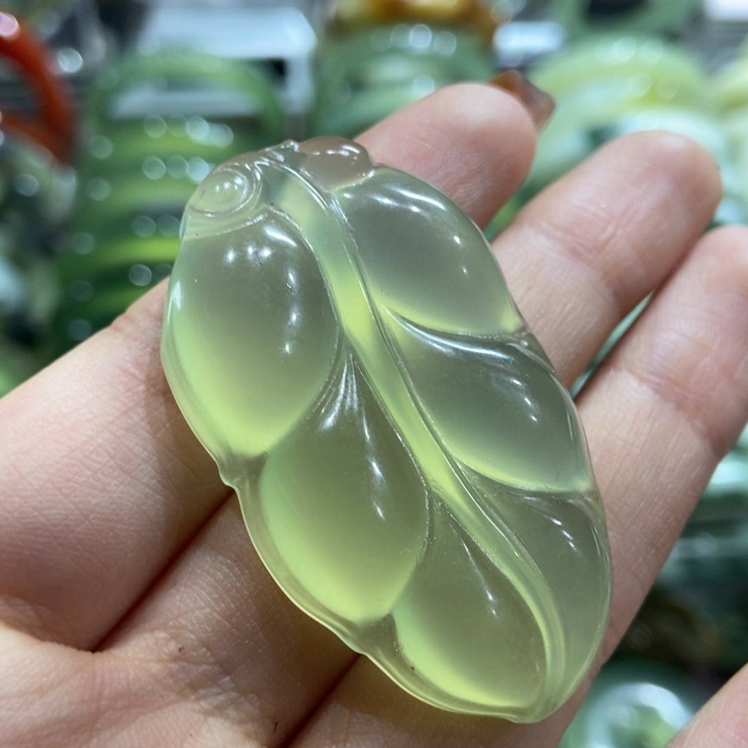 岫玉未镶嵌手镯叶子