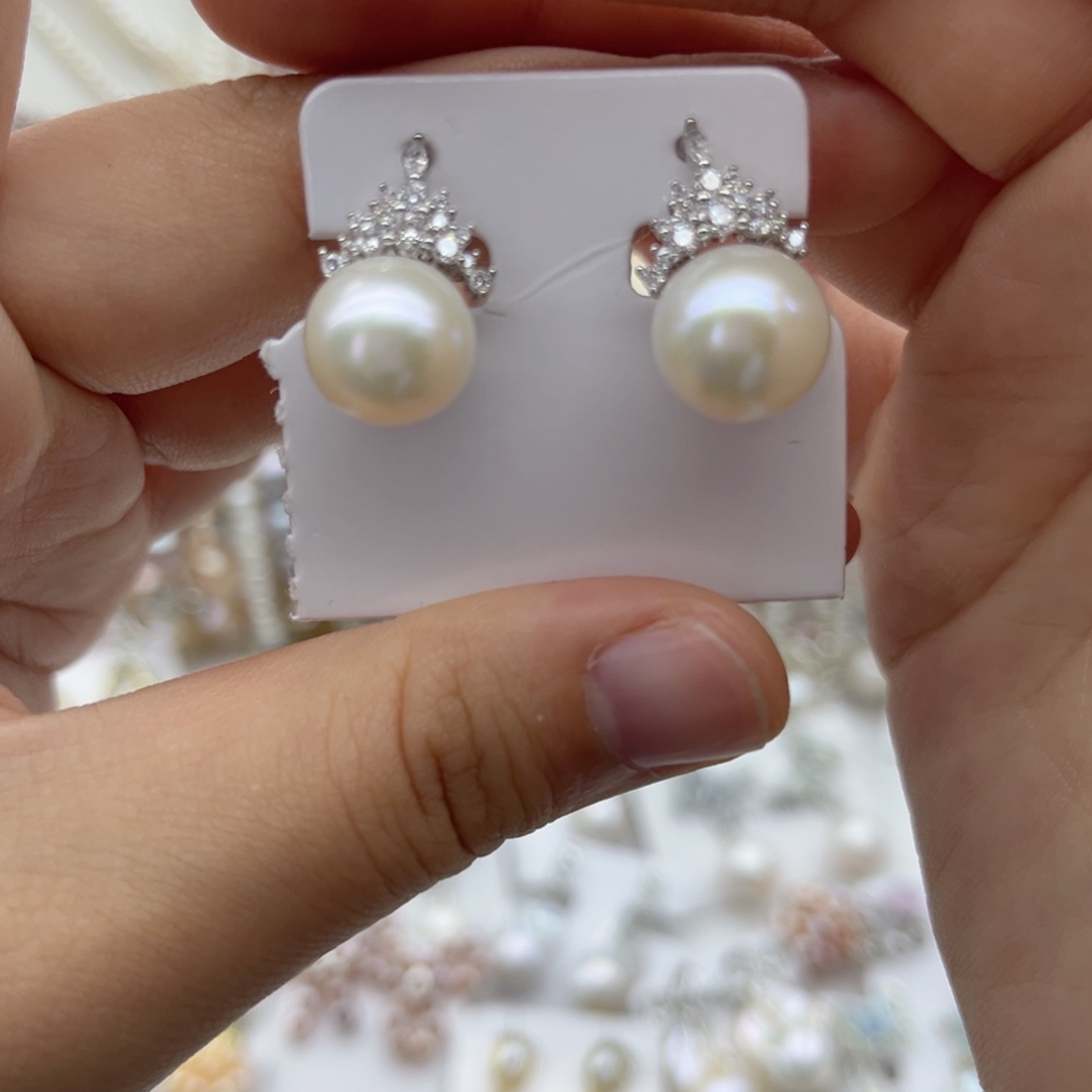 未镶嵌颈饰淡水珍珠