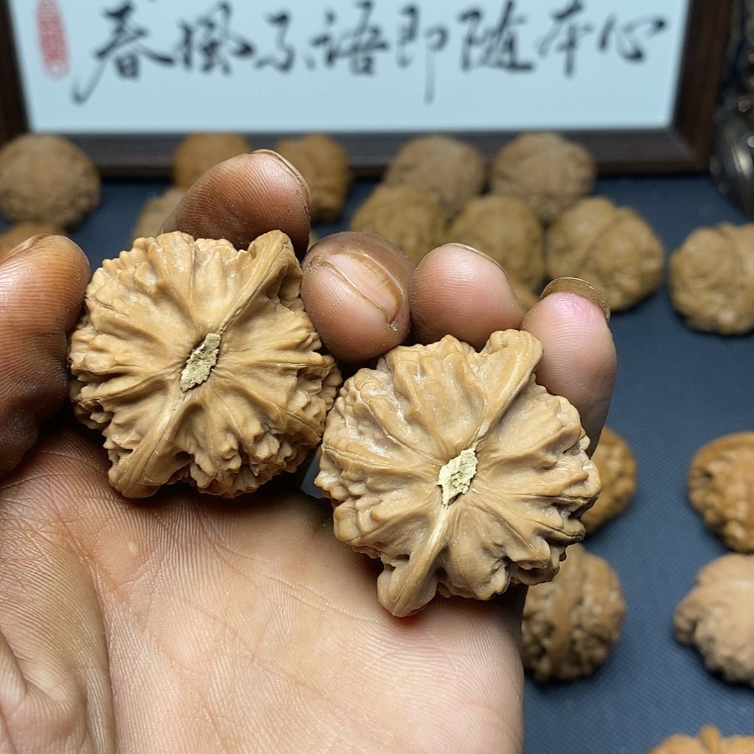 把件文玩核桃宫灯