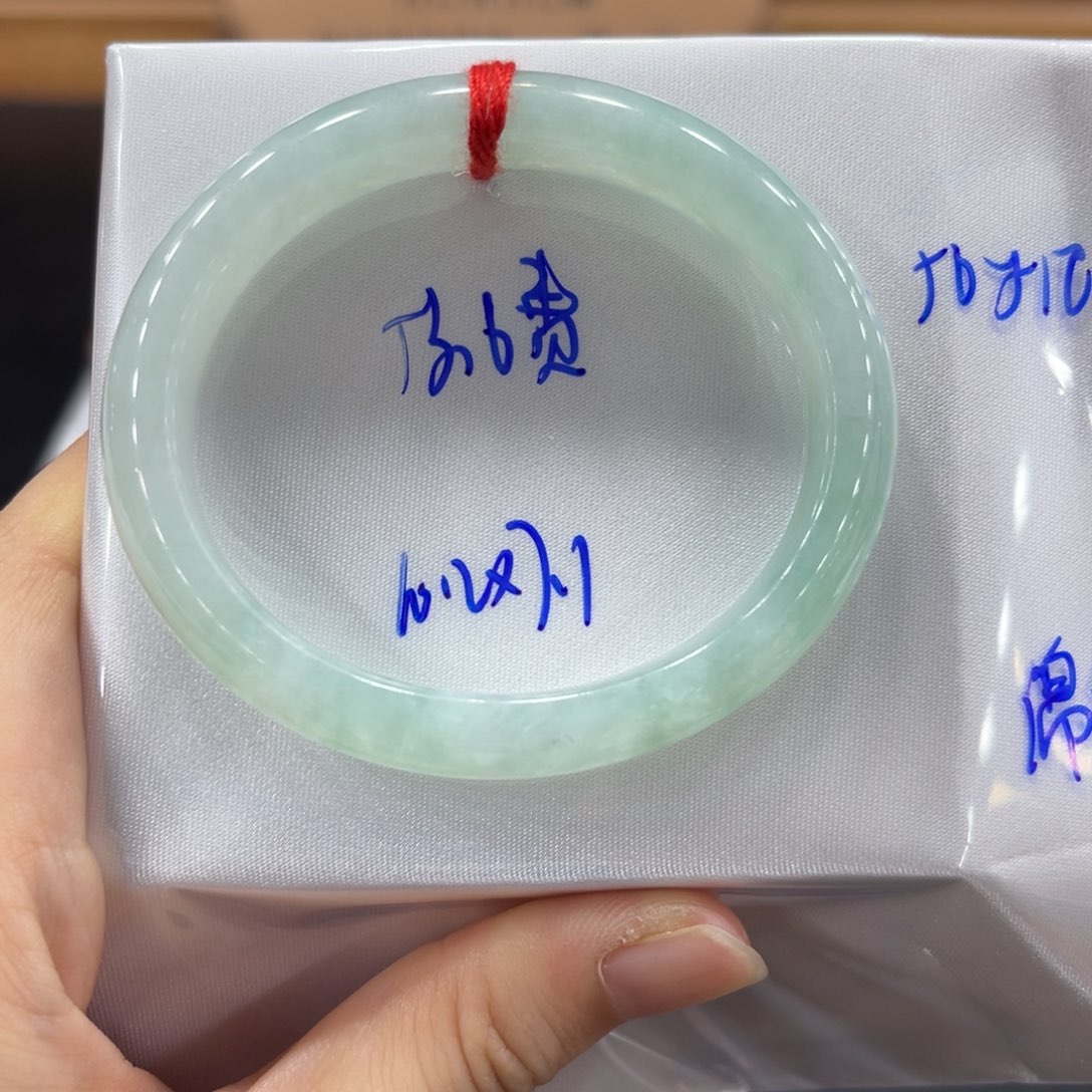 未镶嵌手镯翡翠翡翠