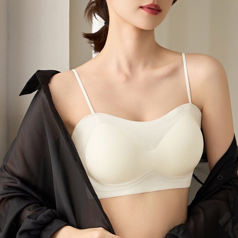 小胸平胸吊带背心粉底液内衣女夏薄款隐形细肩带胸罩加厚显大聚拢