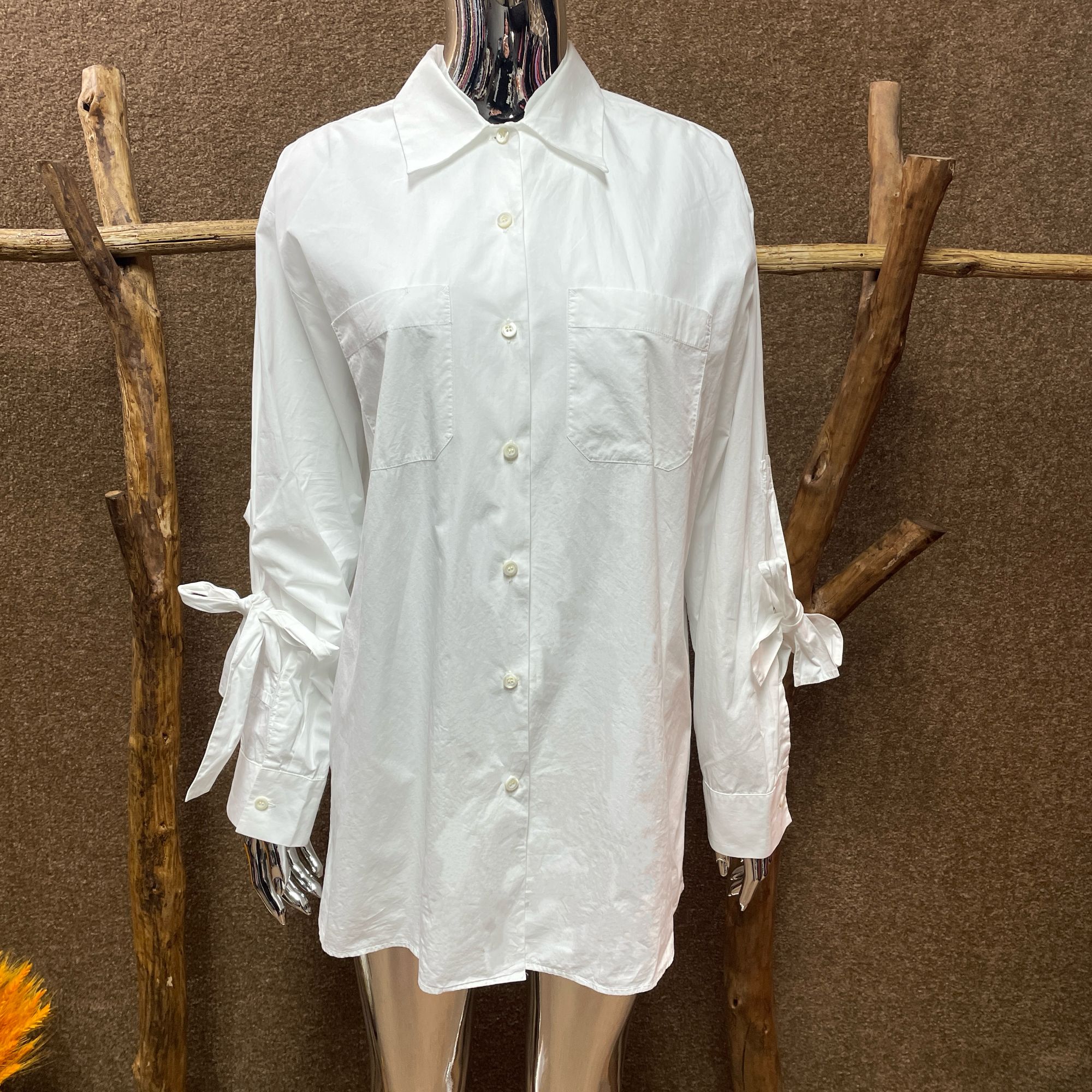 99新 Prada/普拉达 蝴蝶结袖白衬衫 38码