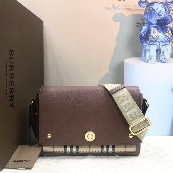 博柏利/包包/未使用/25/C14036967404