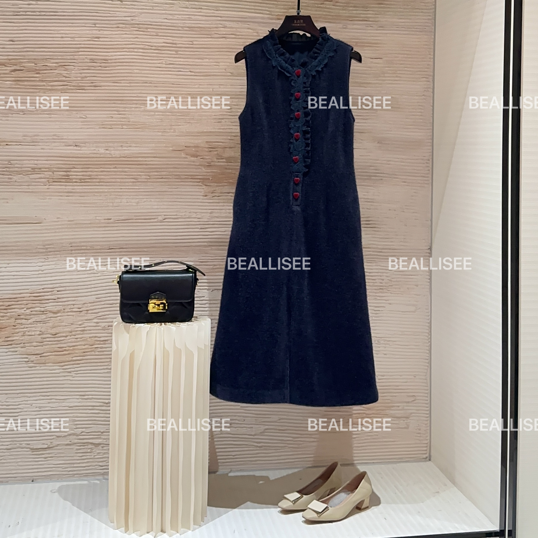 【宠粉价】秋冬新款无袖显瘦国风时尚宽松连衣裙W-A1778