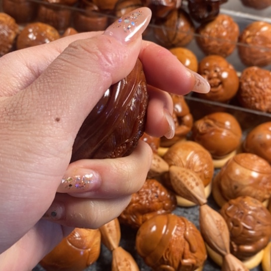 橄榄核吊坠玉华四面