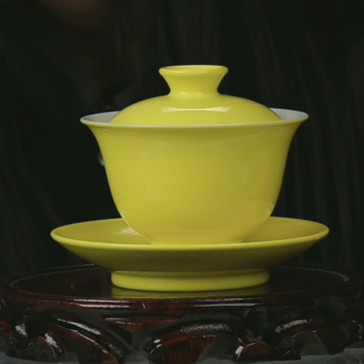 M柠檬黄釉三才盖碗