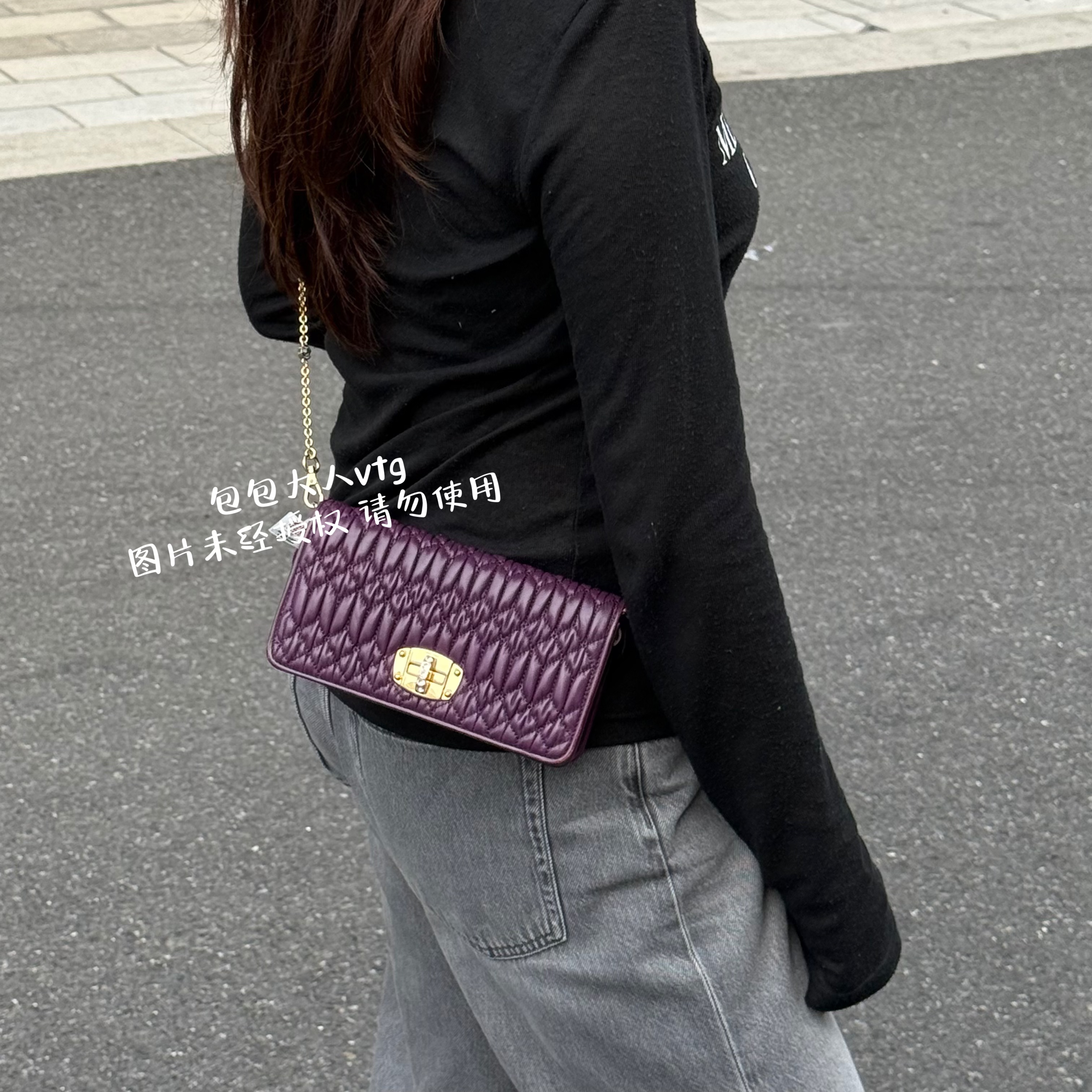 99新 MIU MIU/缪缪 高级紫钻链woc单肩包