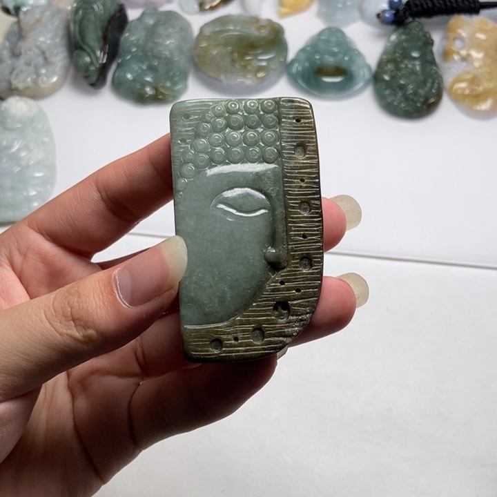 翡翠未镶嵌颈饰佛观天下24