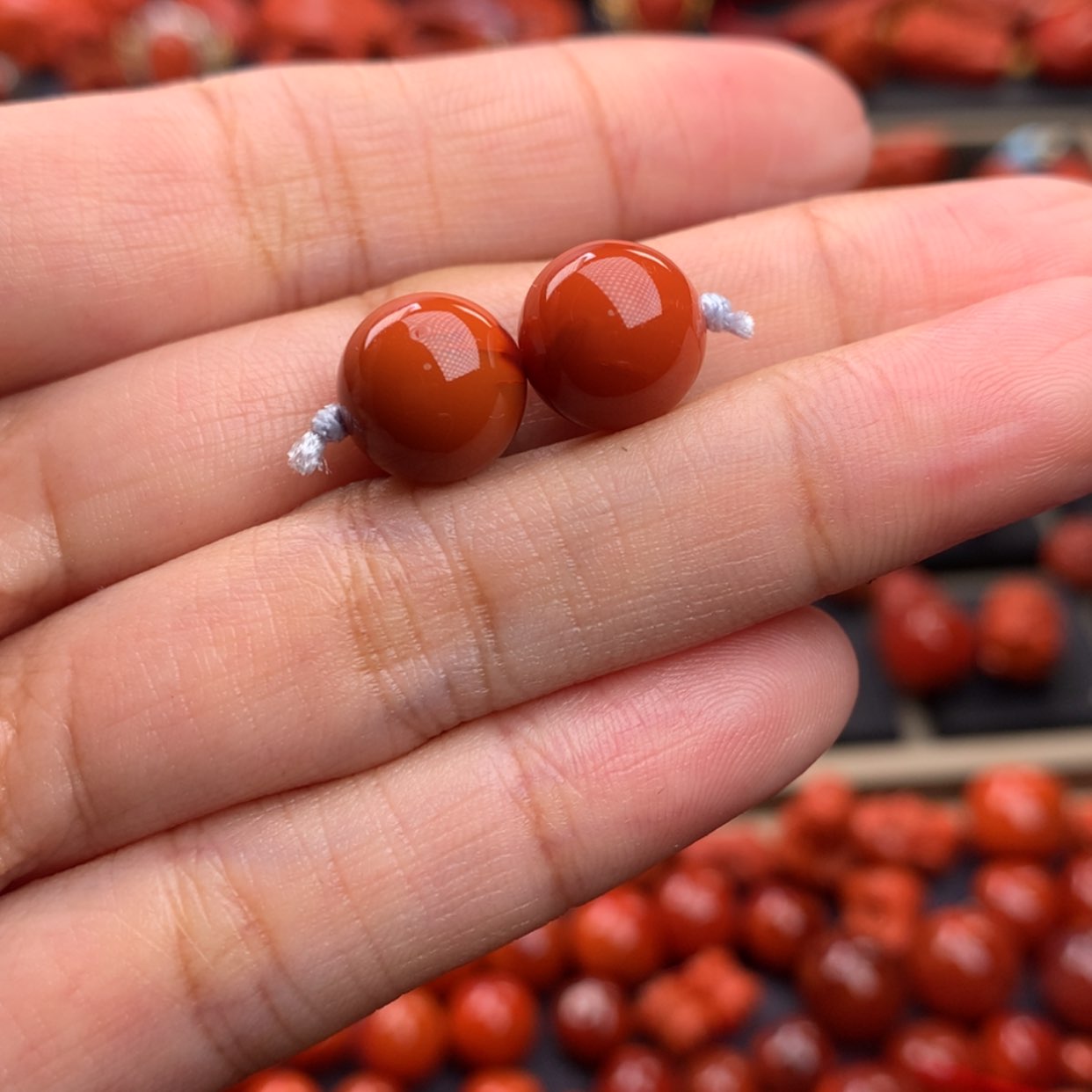 【闪购商品】南红玛瑙圆珠对珠10mm未镶嵌洹****者