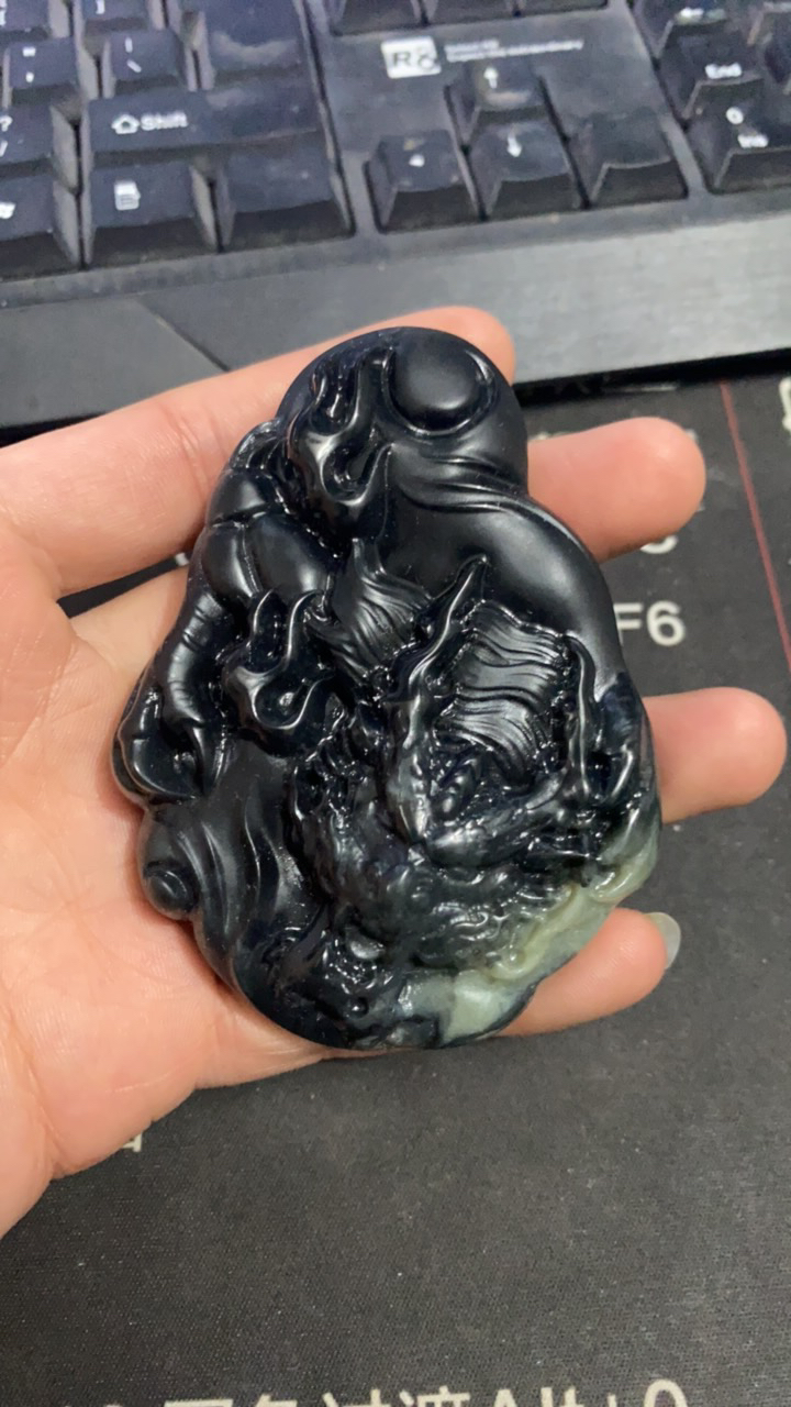 和田玉青花龙牌手把件