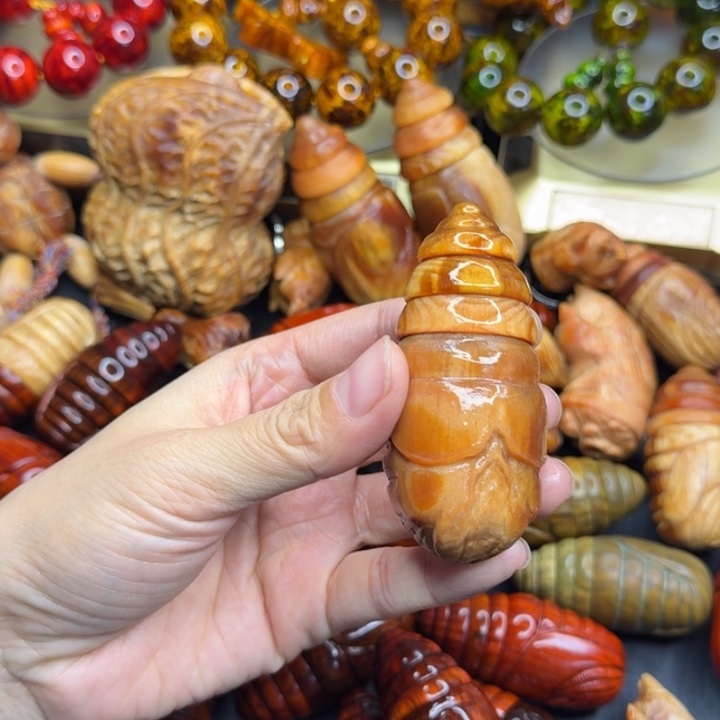 松木琥珀木文玩手串