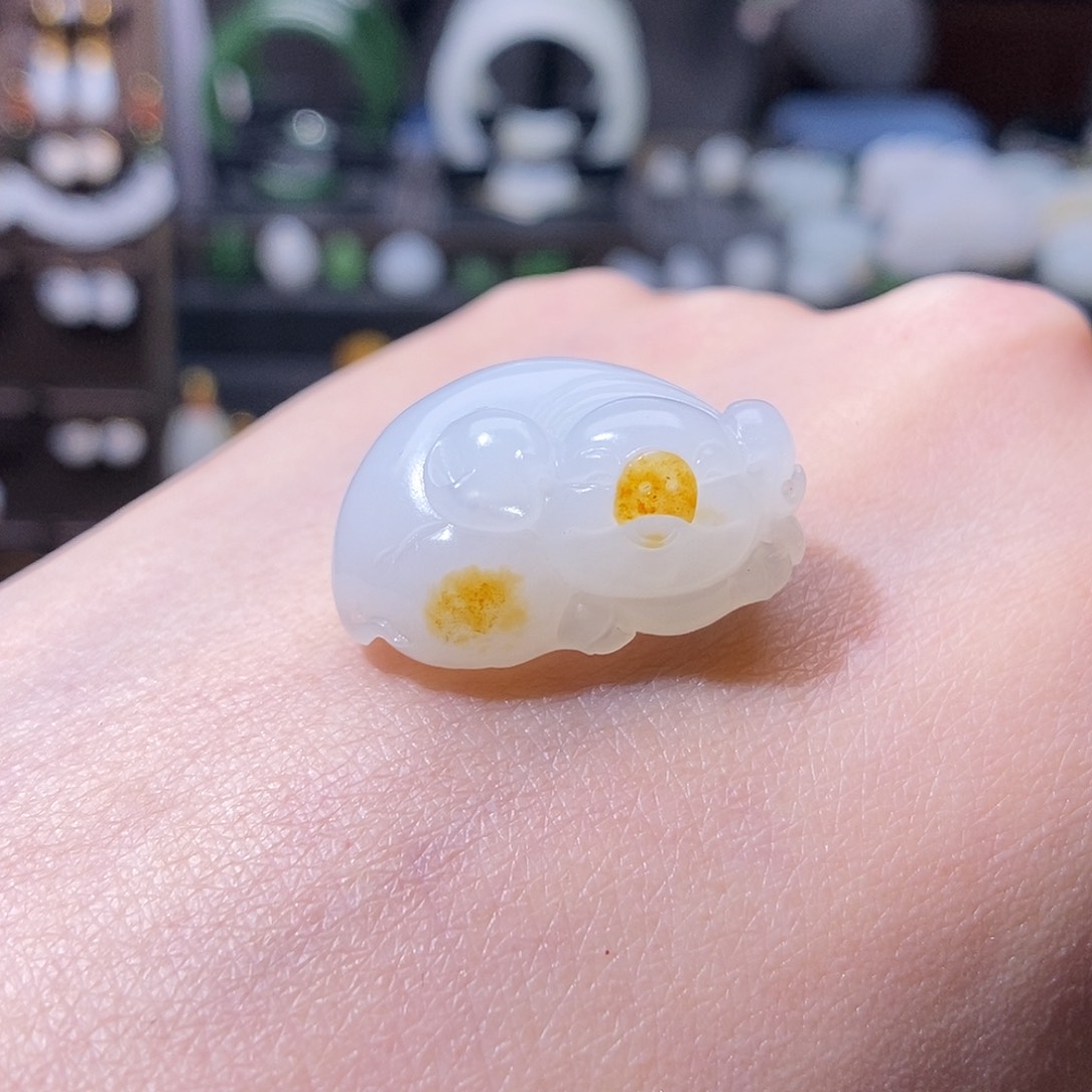 和田玉挂件未镶嵌汇**雕