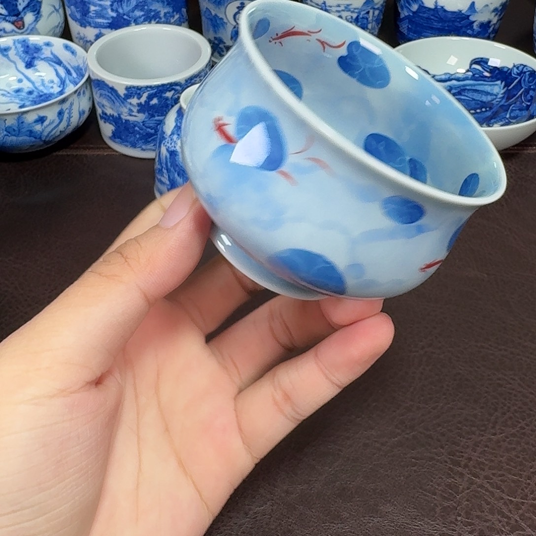 现代景德镇陶瓷杯