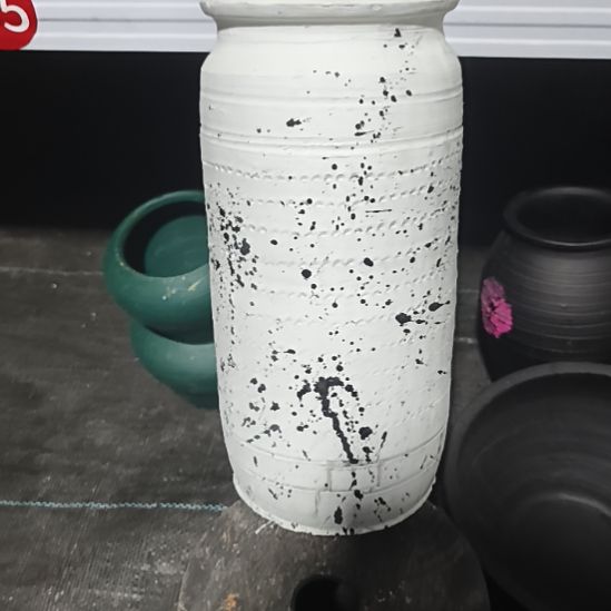 白色泼墨直筒口径12高度27默认无孔[需要打孔自行备注]