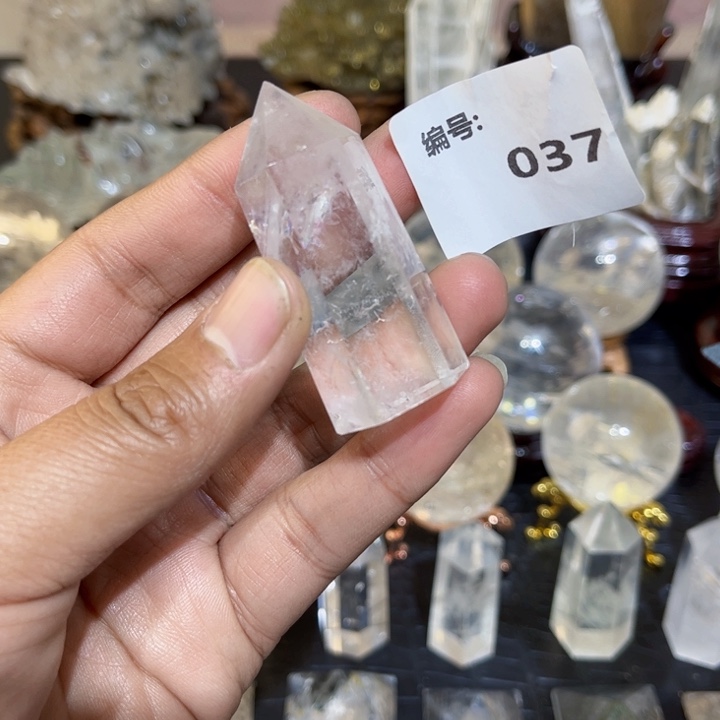 水晶摆件未镶嵌六棱柱