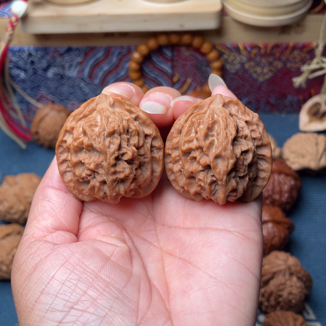 文玩核桃把件40苹果园