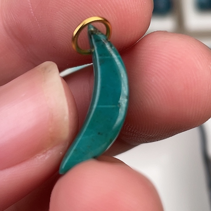 绿松石未镶嵌吊坠