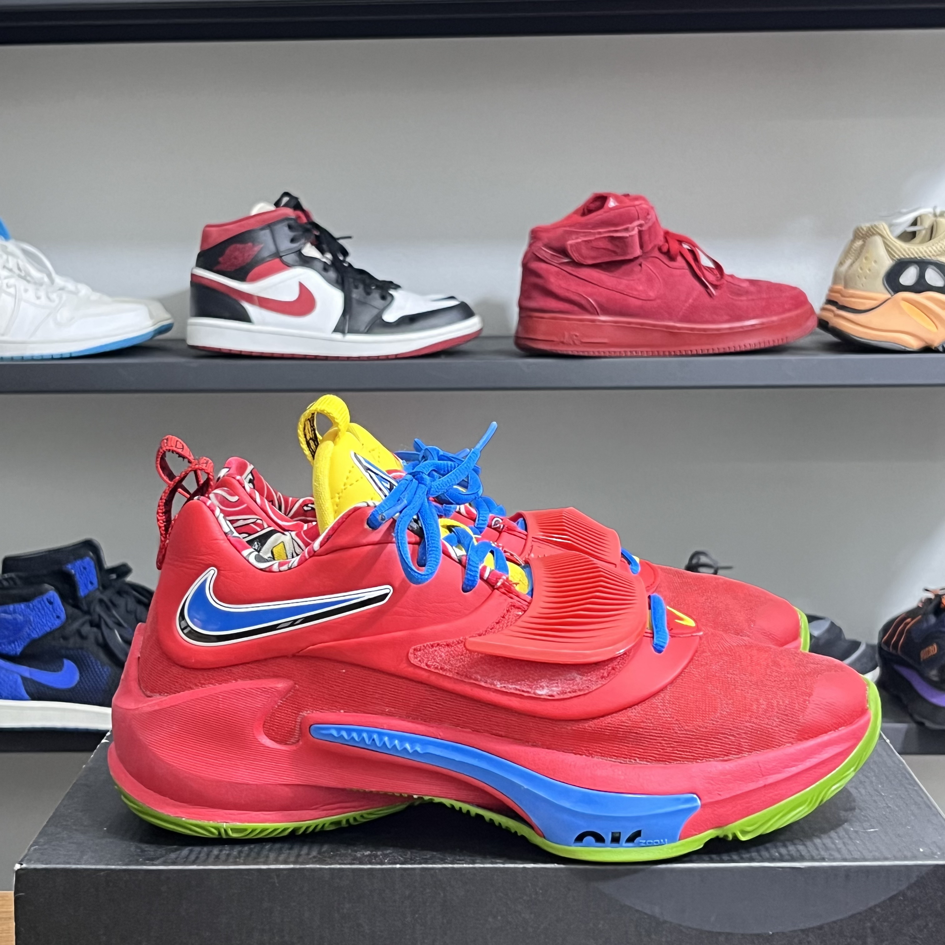 41码Nike Zoom Freak 3 字母哥 双Zoom 篮球鞋 红色 二手正品949