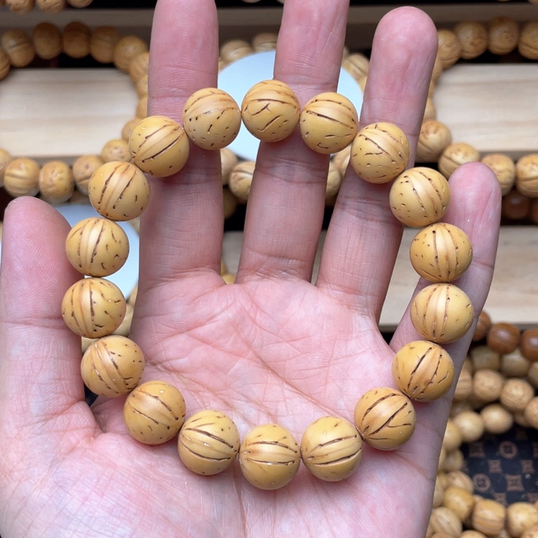 桃核手串怀***岁奶油核光珠