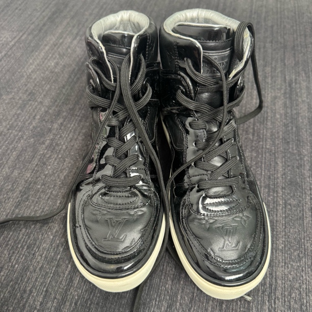 95新 LouisVuitton/路易威登 板鞋黑色女鞋  35.5码