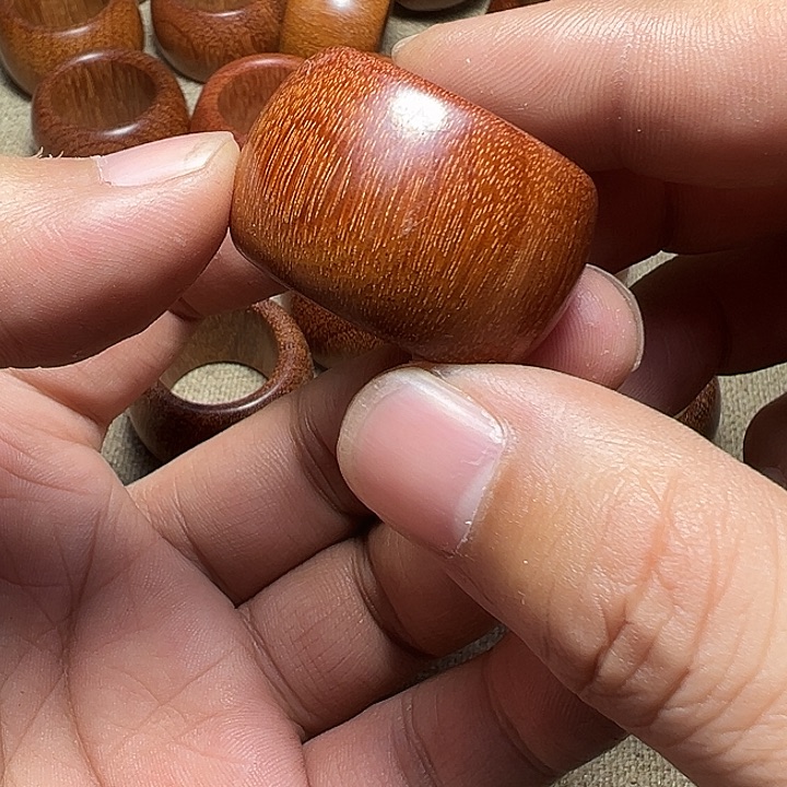 染料紫檀（血檀）手串/手链好的