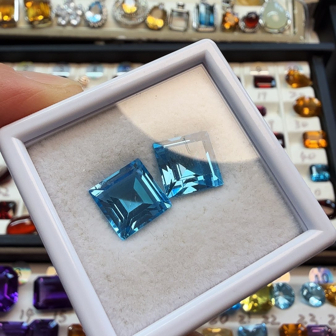 托帕石裸石福利款两颗一组卡10毫米，精美公主方形