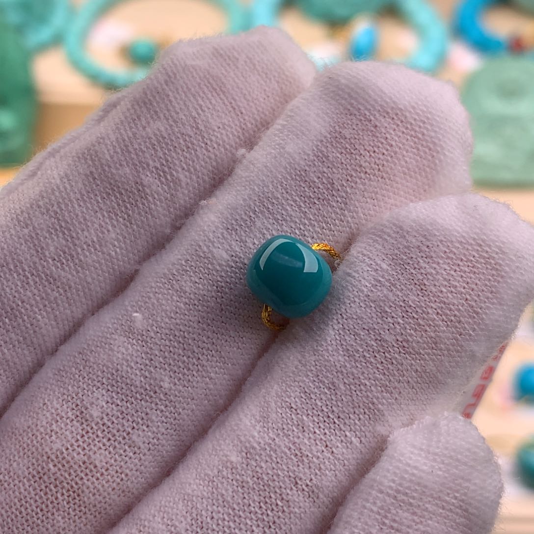 绿松石珠宝奇石未镶嵌7.8×6.9