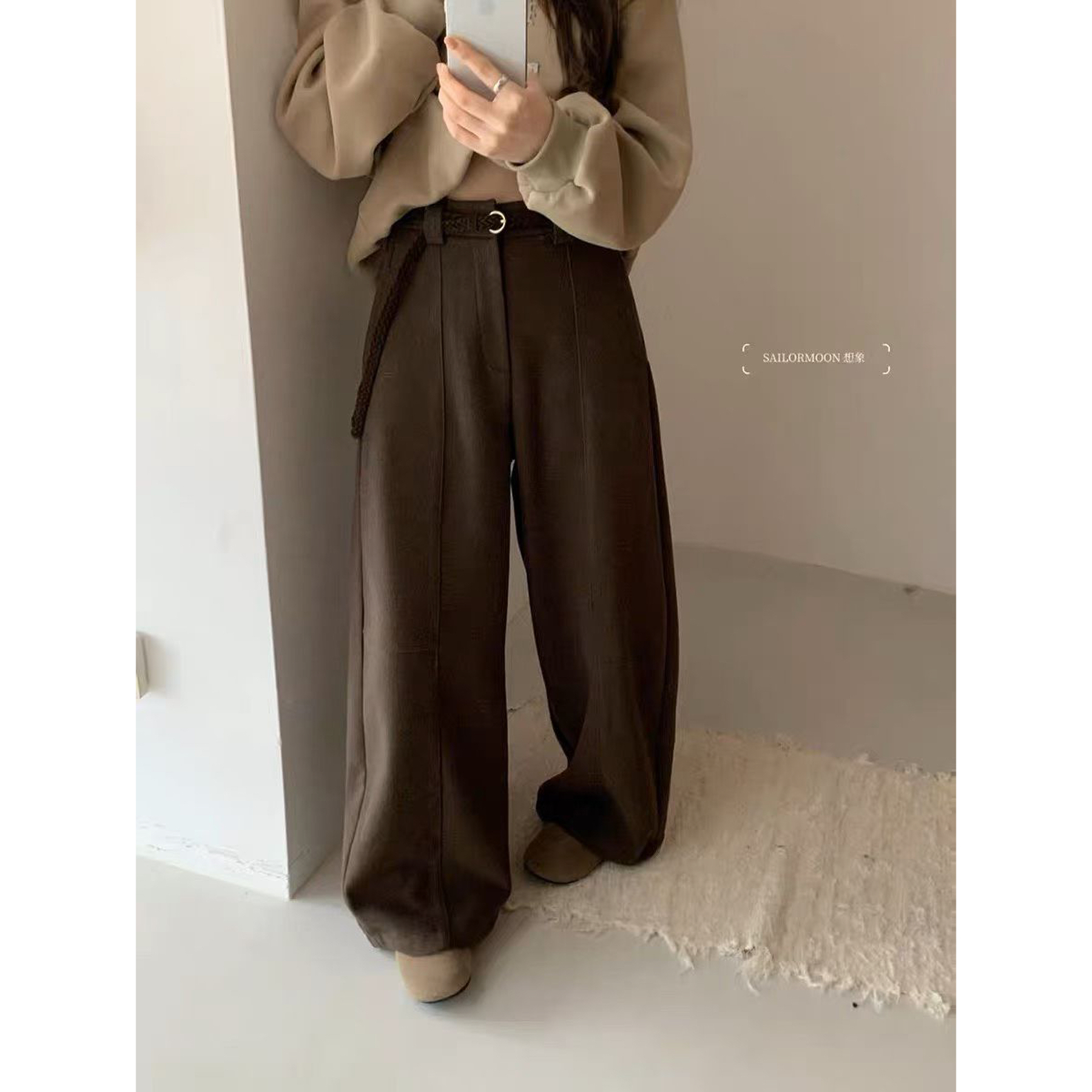 Miss na 1635 韩系羊绒尼质感弯刀裤