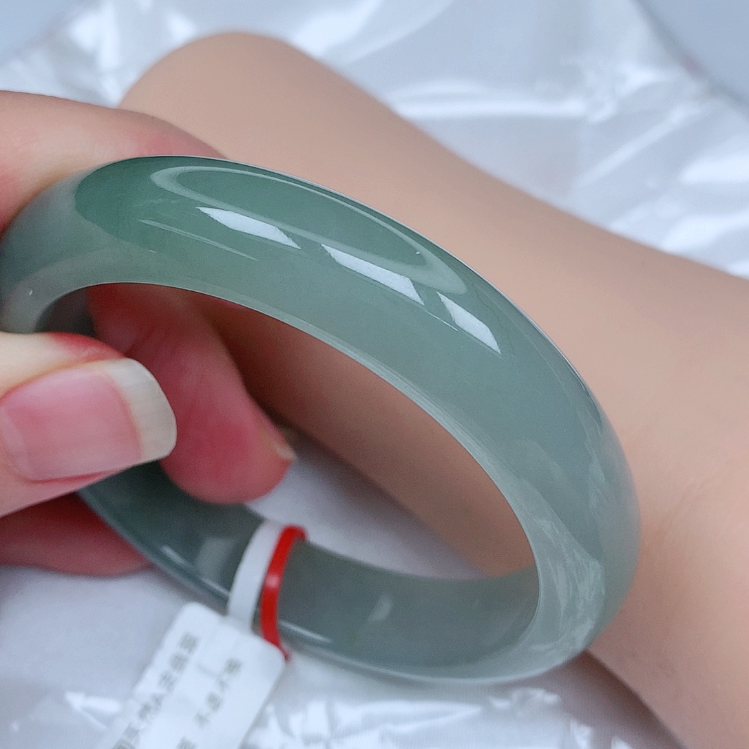 【闪购商品】翡翠手镯未镶嵌，56.6