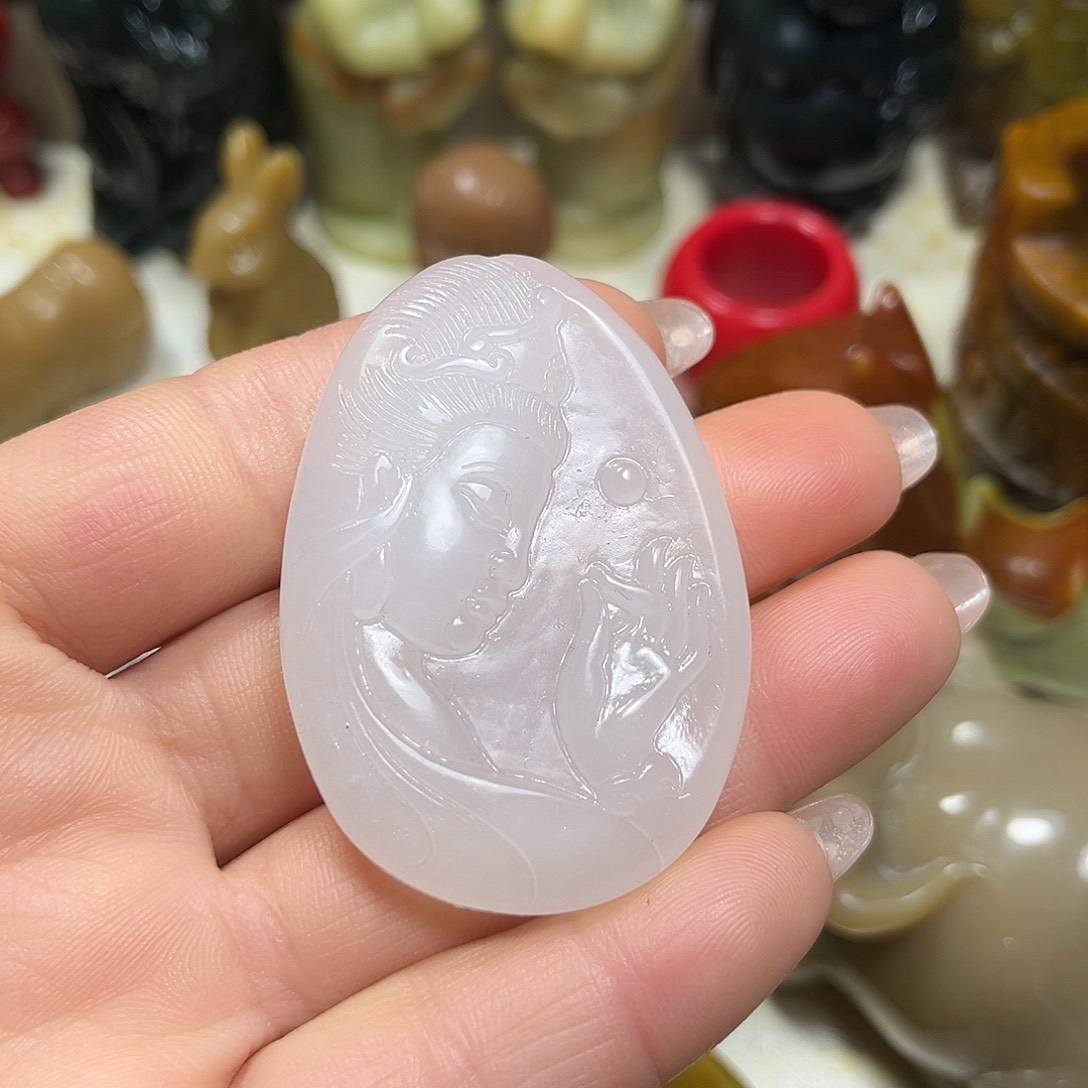 白玉菩提吊坠白玉菩提吊坠