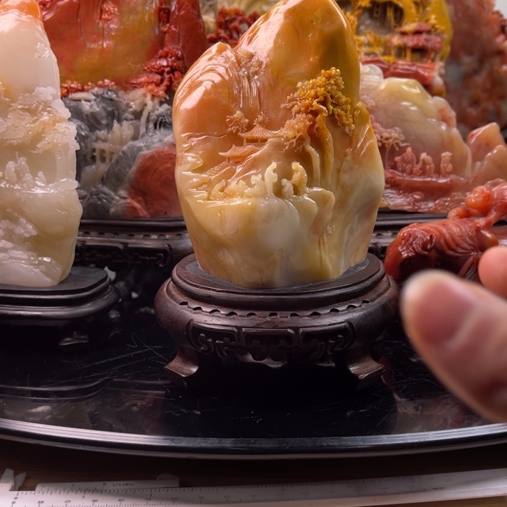 田黄石香山雅聚摆件