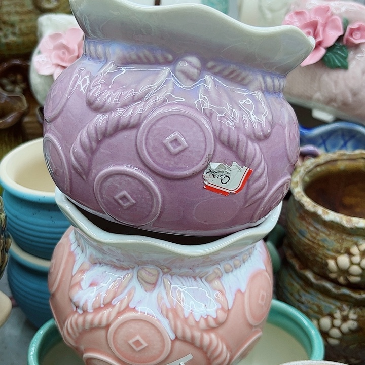 多肉绿陶瓷花盆9.9包邮，有孔