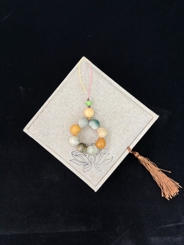 多宝猫爪天然菩提手机链