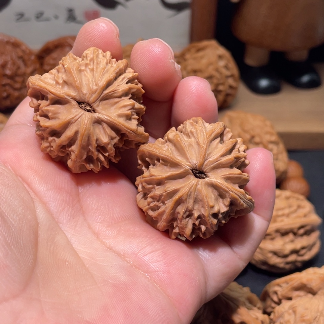 吊坠桃核37蓟县野灯有磕碰瑕疵对