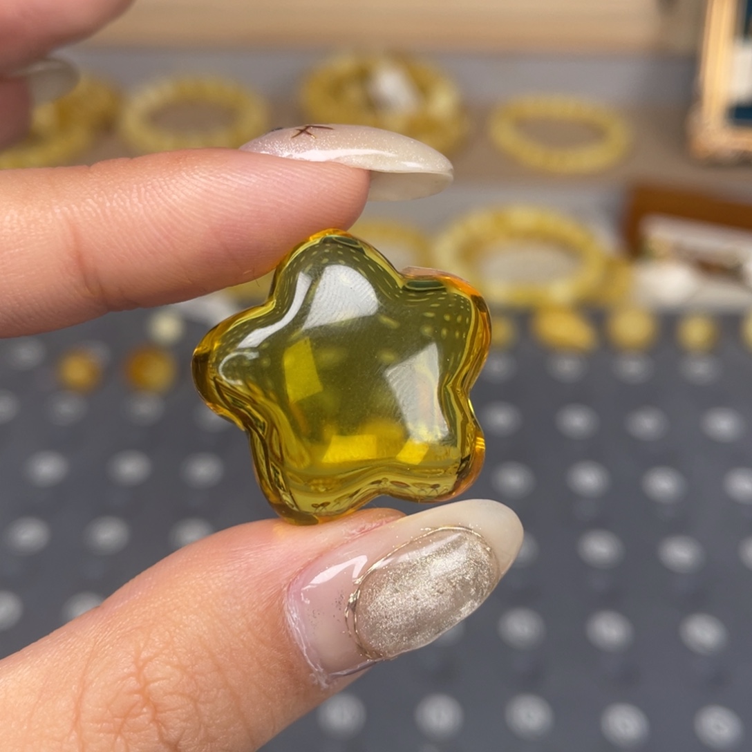 琥珀未镶嵌裸石101
