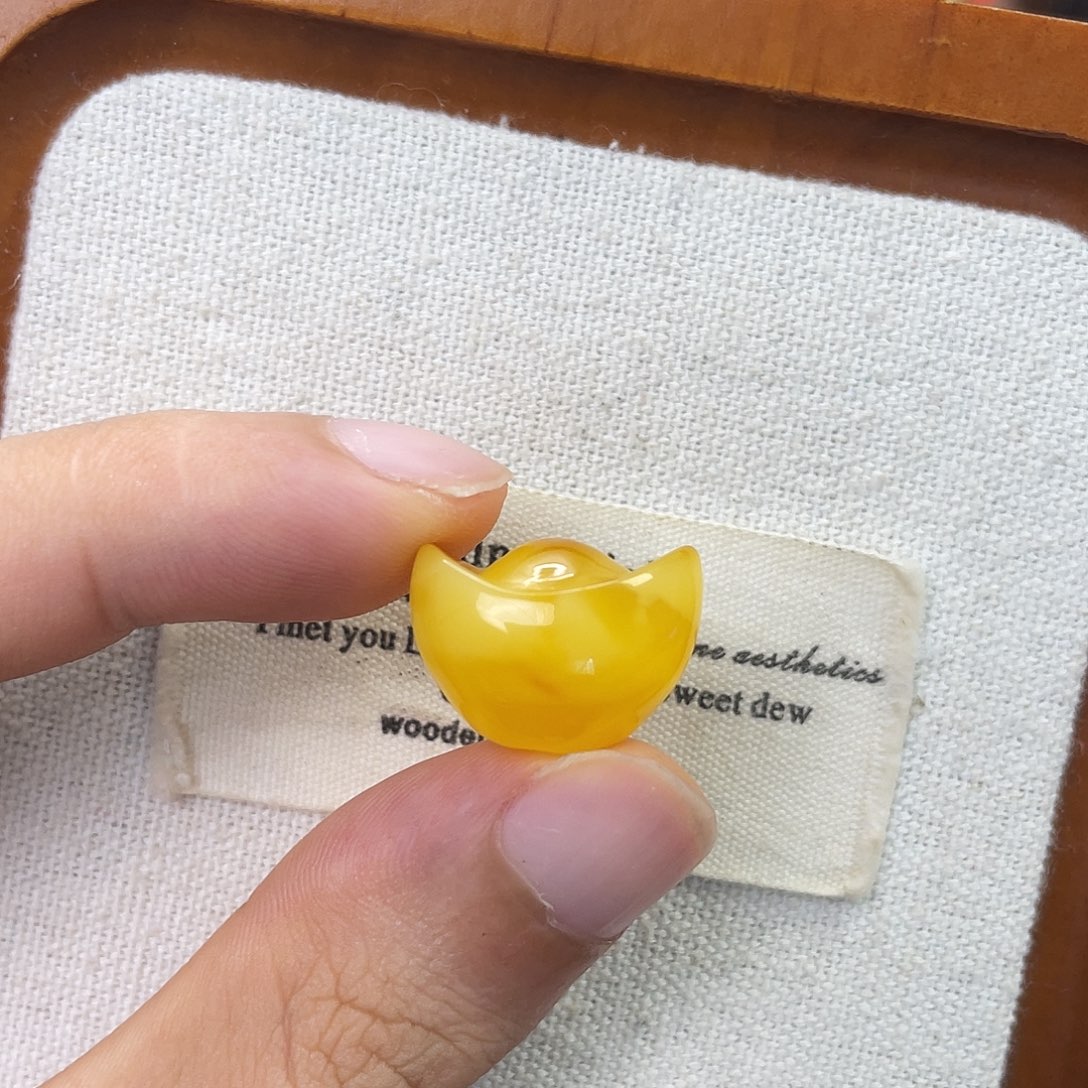 未镶嵌琥珀珠宝奇石金元宝