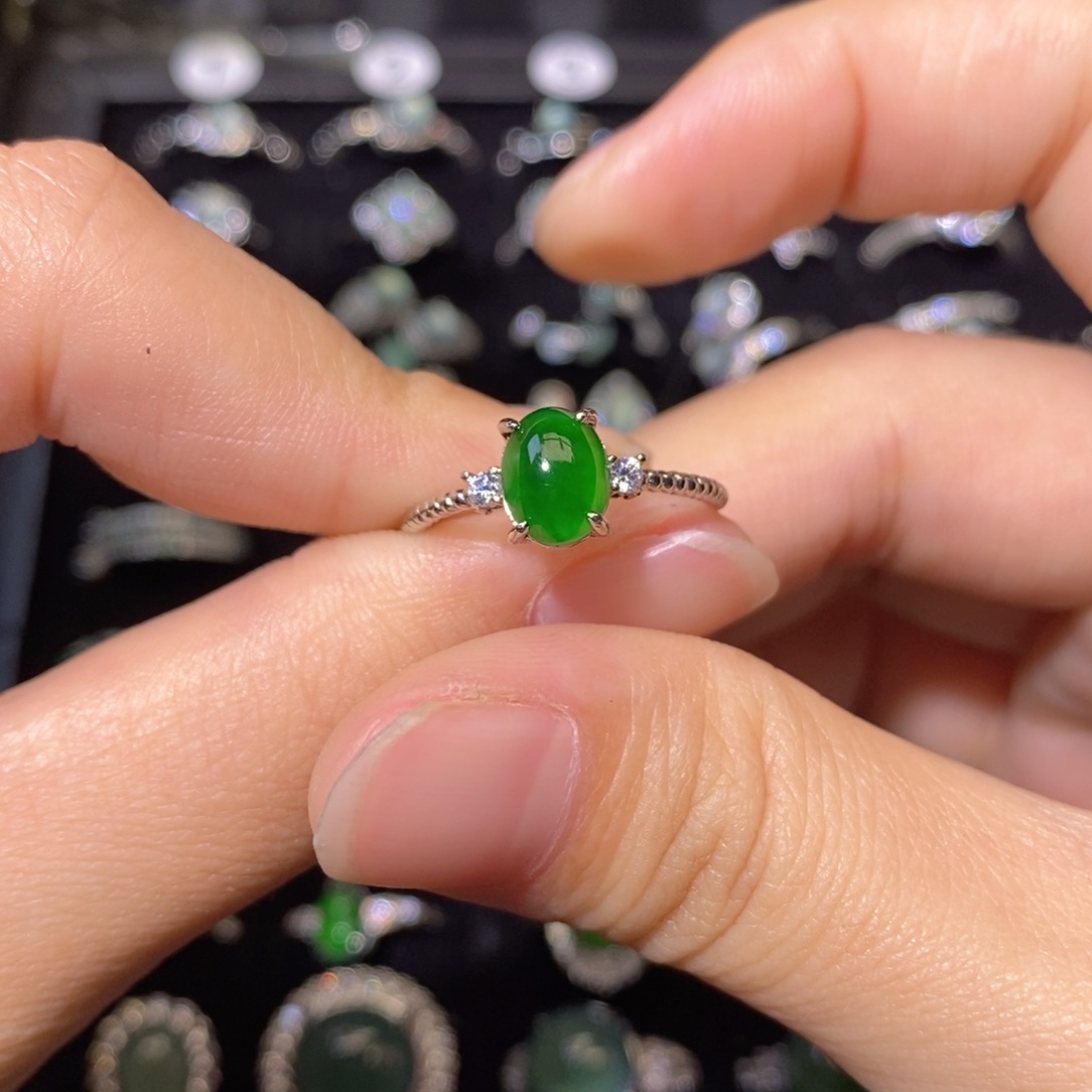 翡翠未镶嵌颈饰天然