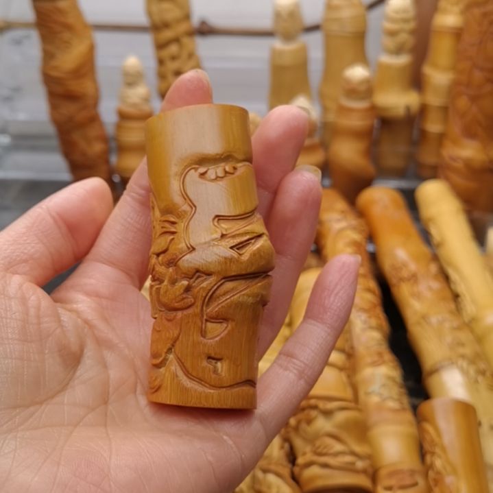 宁***愿竹红皮料子浮福兔