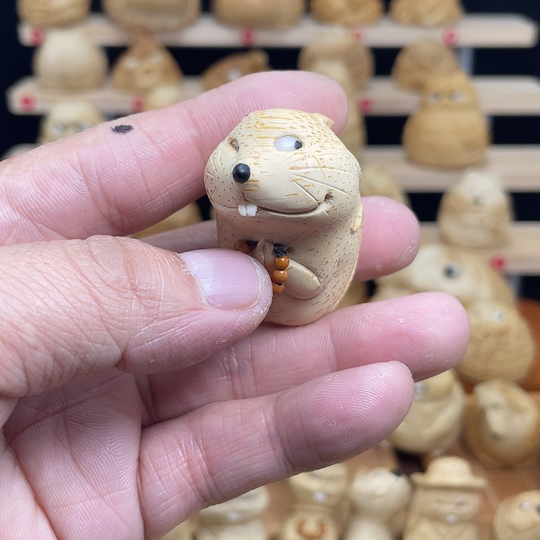 竹竹根雕老鼠手把件