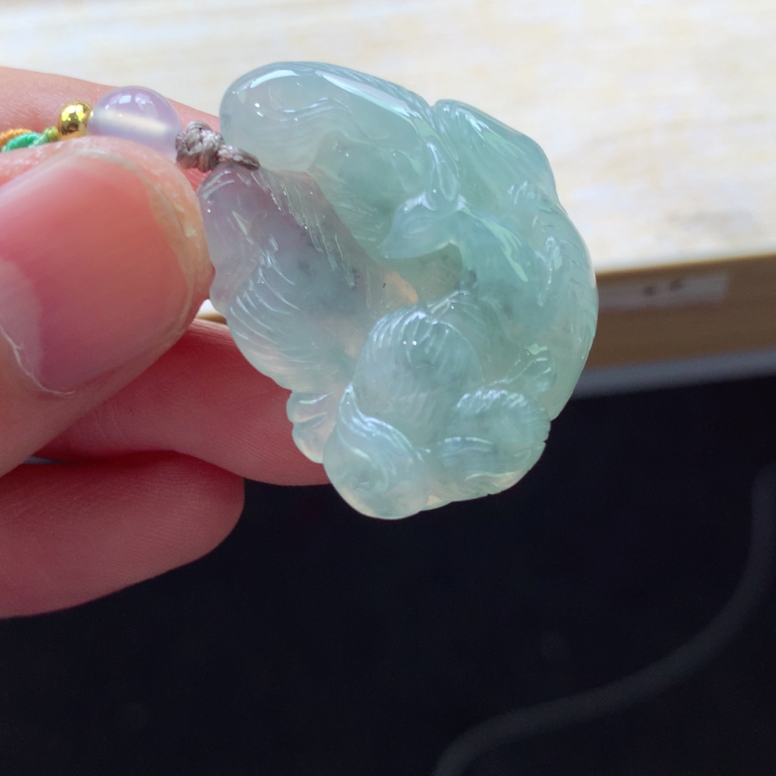 翡翠颈饰未镶嵌吊坠