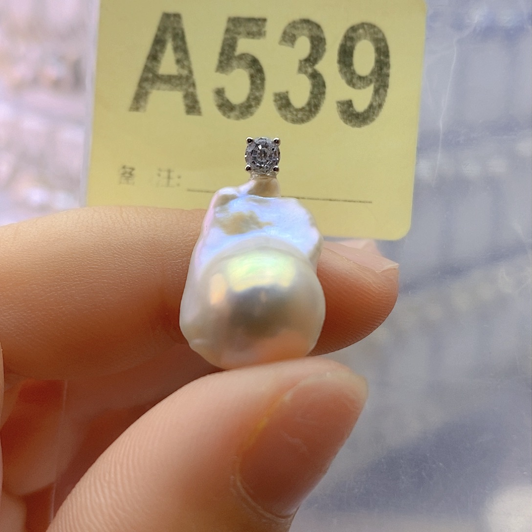 淡水珍珠颈饰未镶嵌