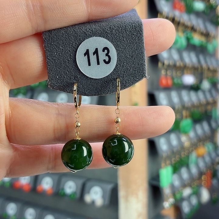 和田玉18K金镶嵌耳饰