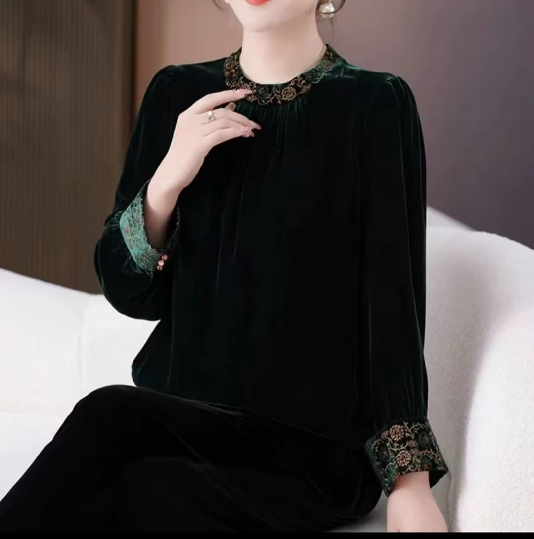 高档(8867)刺绣立领宽松加肥中老年洋气大码衫