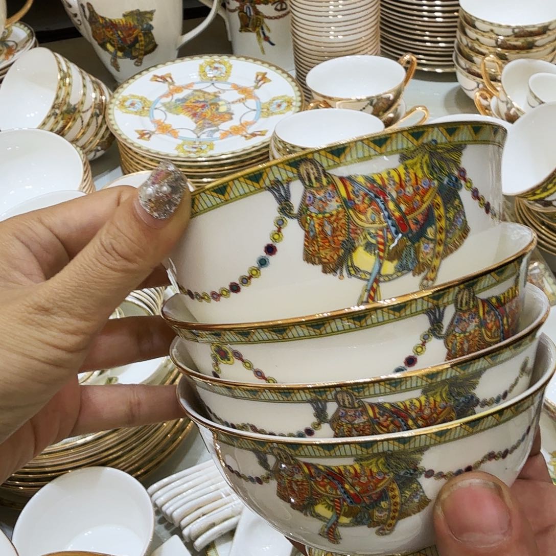 Y***O瓷片骨瓷餐具高温陶瓷家用