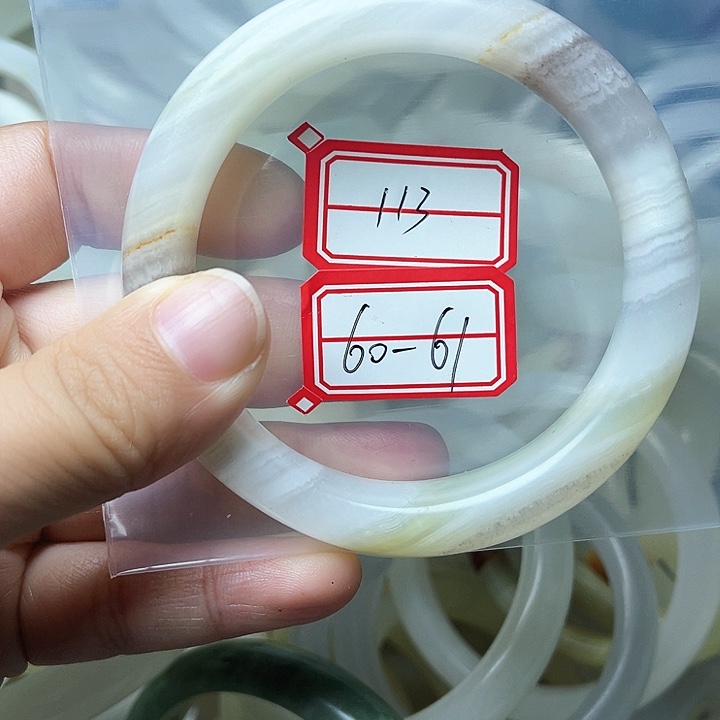 石英质玉手镯未镶嵌113