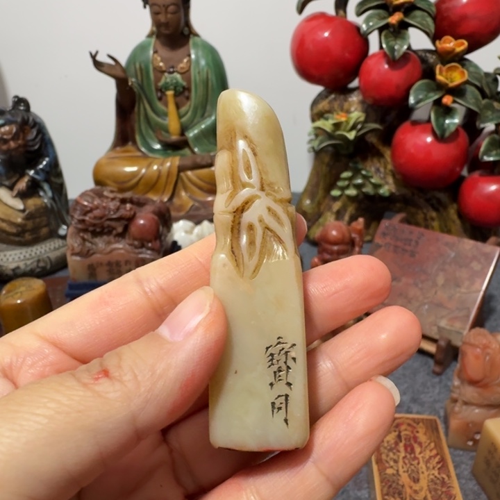 张***家石材手工艺品摆件