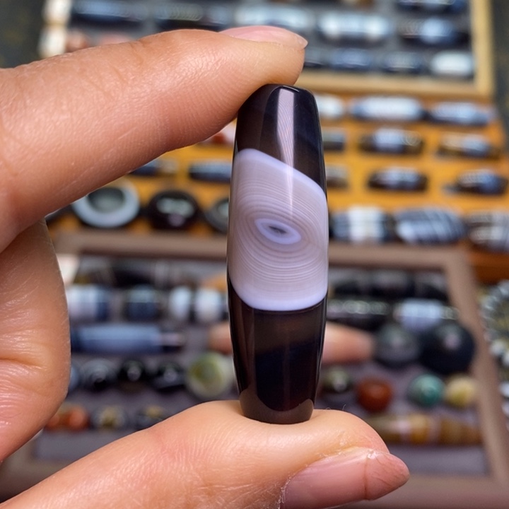 未镶嵌玛瑙/玉髓珠宝半成品